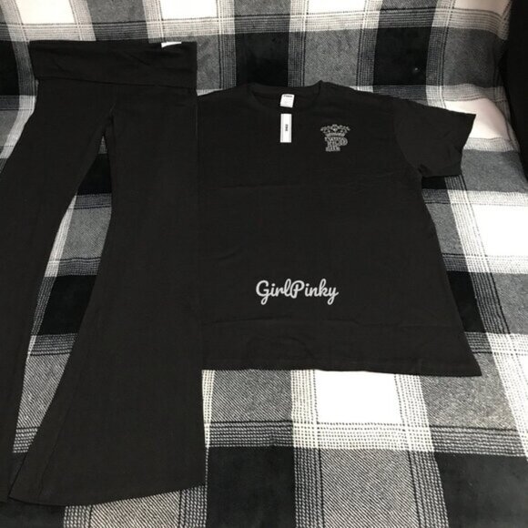 VS PINK FLARE LEGGINGS IN PURE BLACK BLING & CAMPUS TEE IN LIMITED EDITION XS-2X - Picture 6 of 10